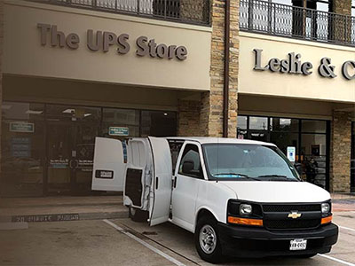 UPS store commercial cleaning